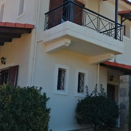 Cozy Apollon Villa, Sea View, Next To Galaxidi *