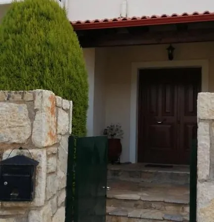 Cozy Apollon Villa, Sea View, Next To Galaxidi Vila